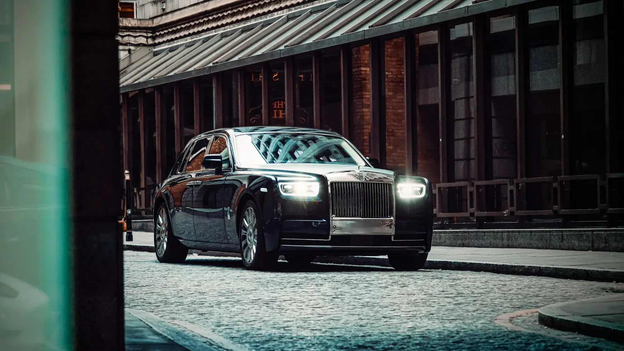 Louer une Rolls-Royce avec chauffeur à Monaco